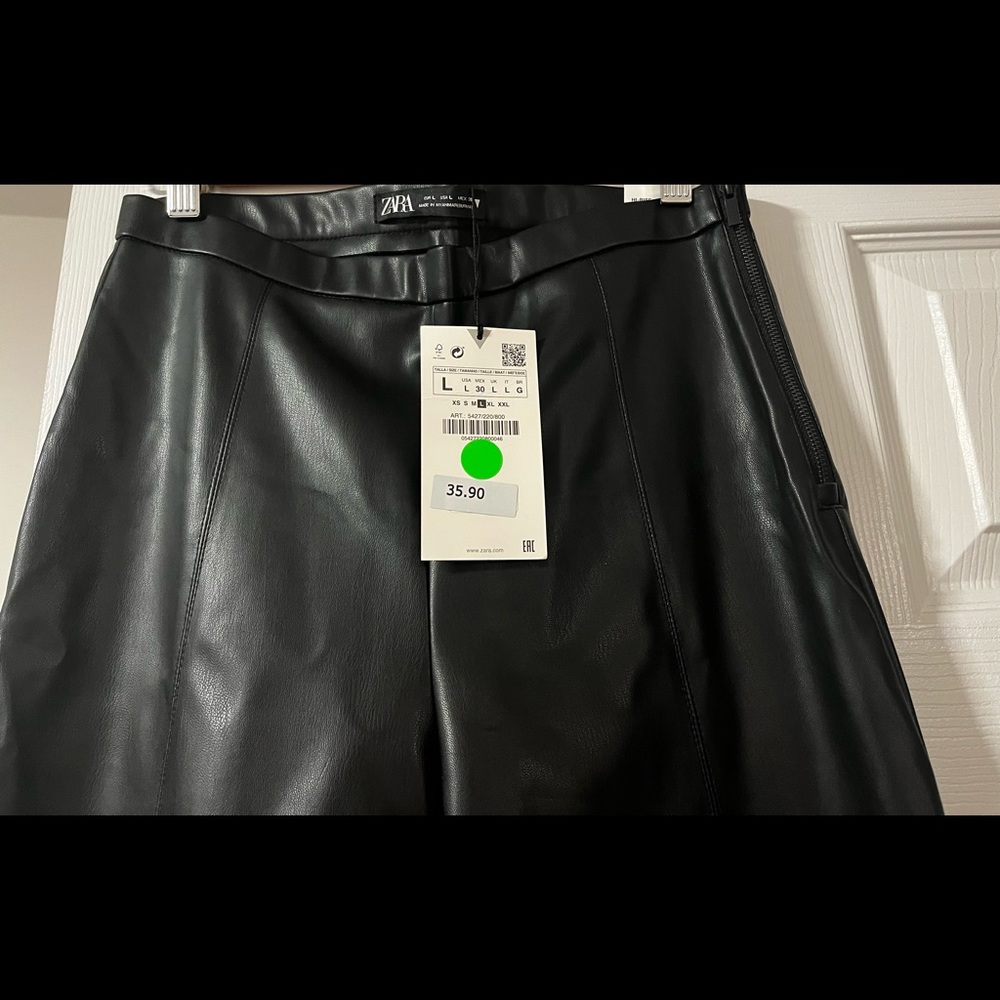 NWT Zara Black leather legging style 5427/220 size Large - Picture 3 of 8